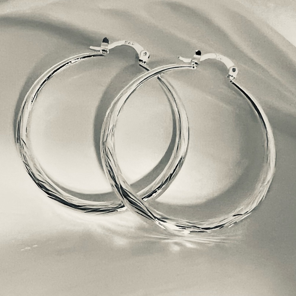 925 Sterling Silver Hoops